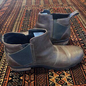 Sorel ankle boots size 9